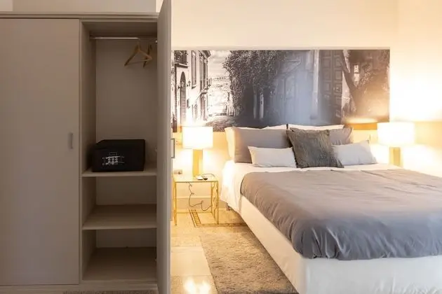 Tek Büyük Yataklı Oda, Balkon (Vomero)