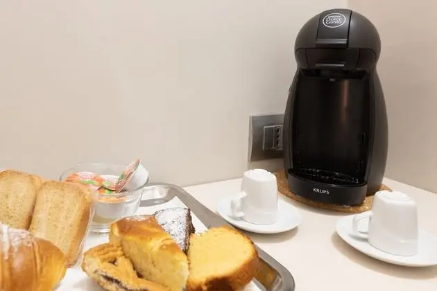 Tek Büyük Yataklı Oda, Balkon (Vomero)