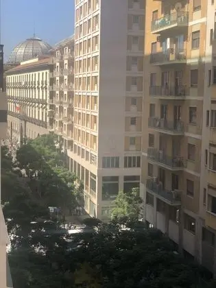 Üç Kişilik Oda, Balkon (Chiaia)