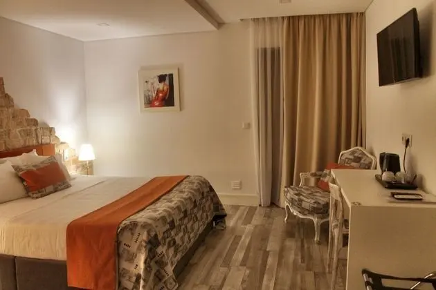 Tek Büyük Yataklı Oda, Balkon