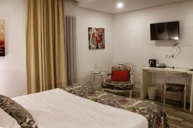 Tek Büyük Yataklı Oda, Balkon