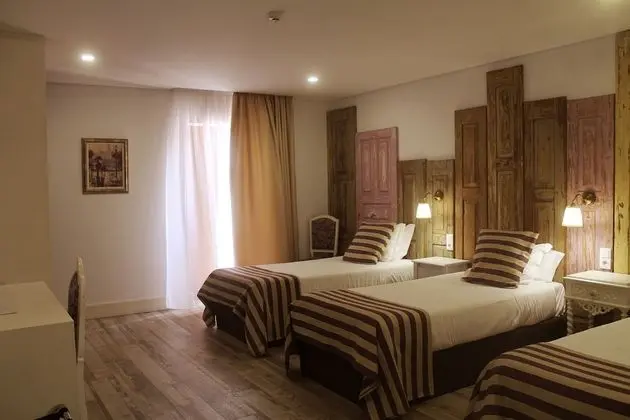 Üç Kişilik Oda, Balkon