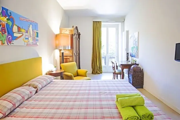 Comfort Tek Büyük Yataklı Oda, Ortak Banyo