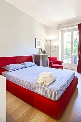 Tek Büyük Yataklı Oda, Ortak Banyo