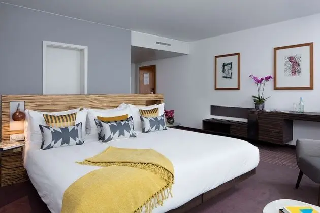 Süit (Art - XL Sofa Bed)