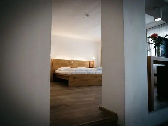 Tek Büyük Yataklı Oda (large)