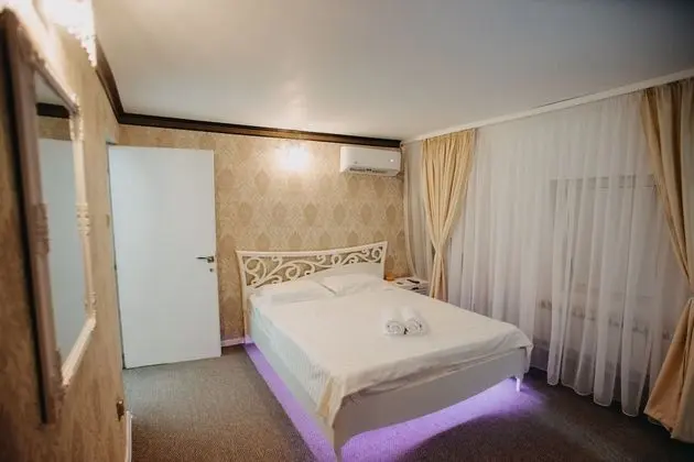 Deluxe Tek Büyük Yataklı Oda, 1 Büyük (Queen) Boy Yatak, Sigara İçilebilir, Balkon