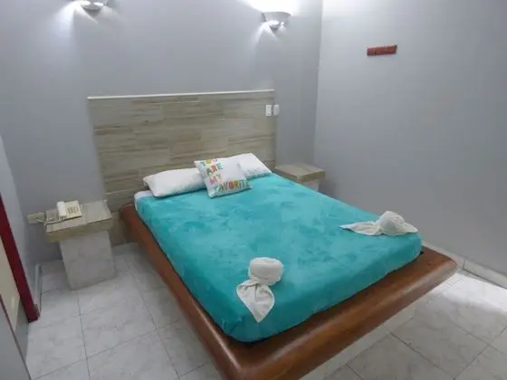 Economy Büyük Yataklı Tek Kişilik Oda