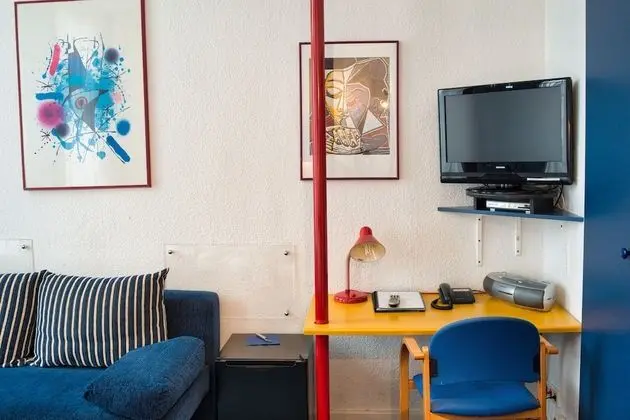 Comfort Tek Büyük Yataklı Oda