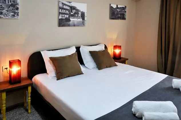 Standard Tek Büyük Yataklı Oda