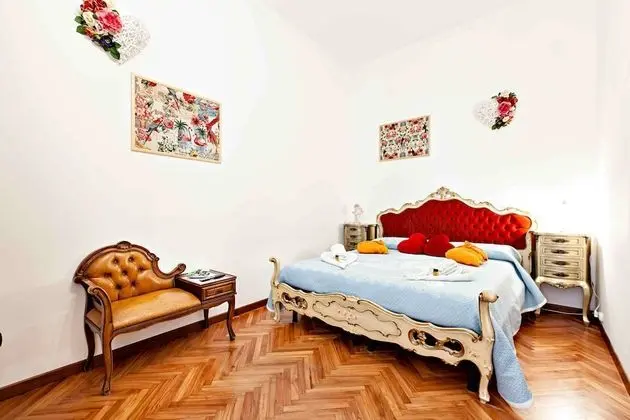 Romantic Tek Büyük Yataklı Oda