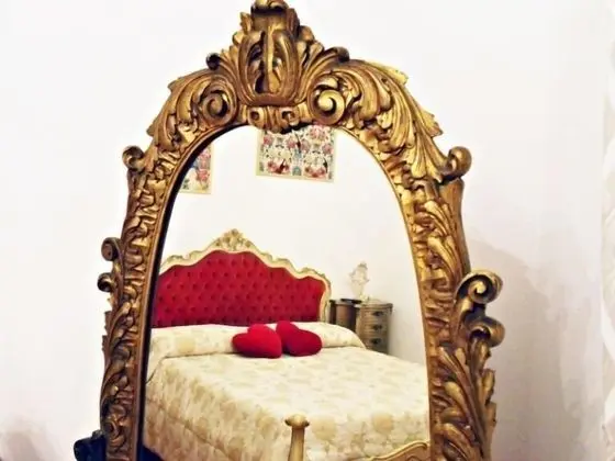 Romantic Tek Büyük Yataklı Oda