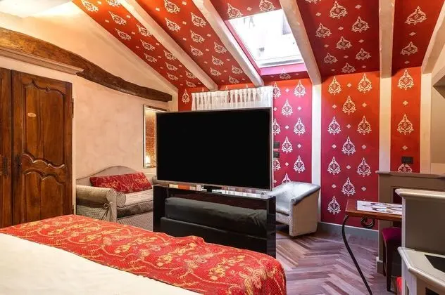 Deluxe Üç Kişilik Oda, 1 Çift Kişilik Yatak ve Çekyat