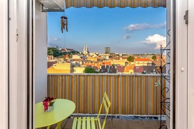 Apart Daire, Balkon, Şehir Manzaralı