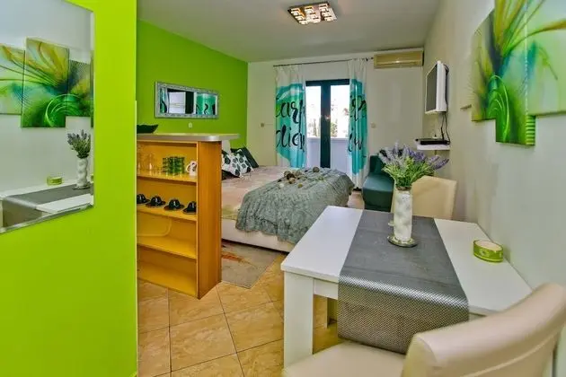 Premium Studio Suite, Terrace, Partial Sea View (Escape to Nature)