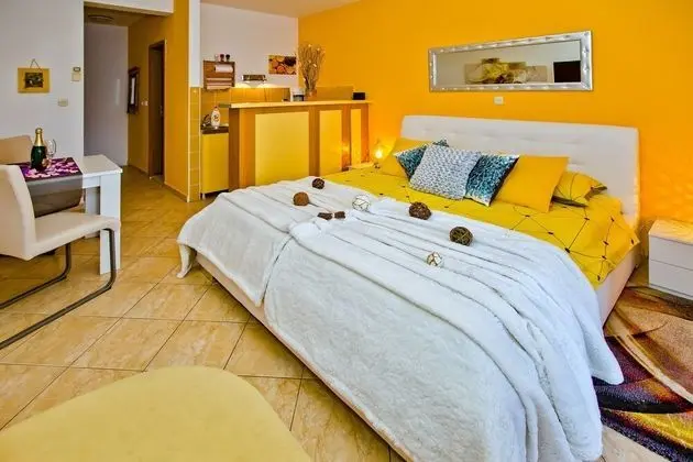 Romantic Studio Suite, Terrace, City View (Secret Paradise)