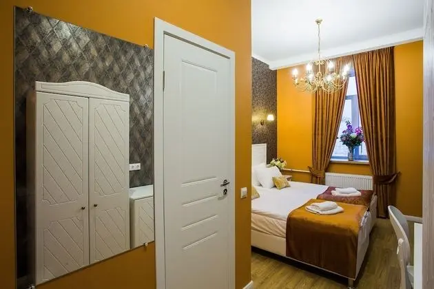 Basic Tek Büyük veya İki Ayrı Yataklı Oda