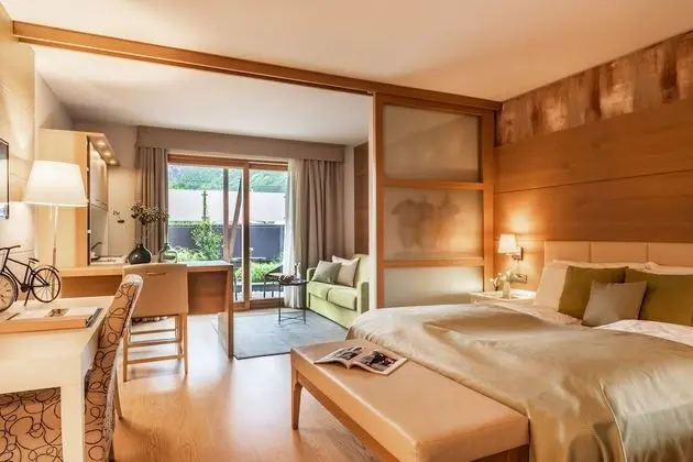 Jasmine Suite
