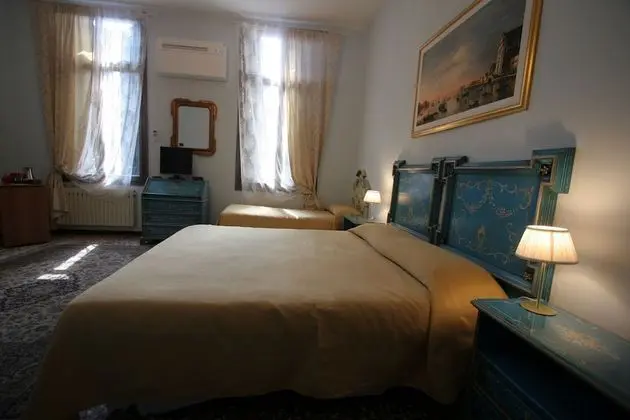 Üç Kişilik Oda, Banyolu/Duşlu