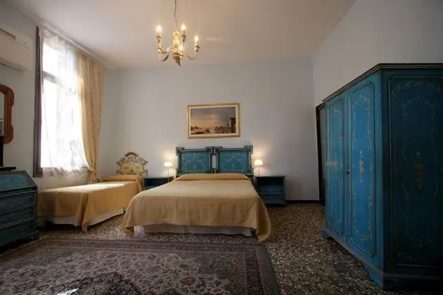 Üç Kişilik Oda, Banyolu/Duşlu