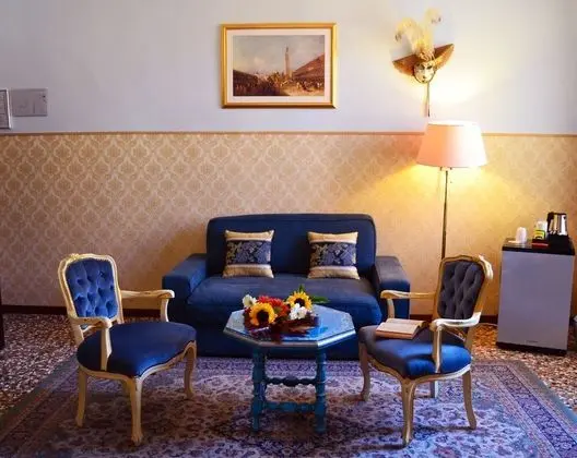 Üç Kişilik Oda, Banyolu/Duşlu