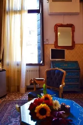 Üç Kişilik Oda, Banyolu/Duşlu