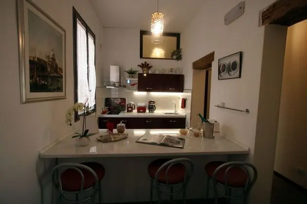 Üç Kişilik Oda, Banyolu/Duşlu