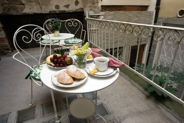 Üç Kişilik Oda, Banyolu/Duşlu