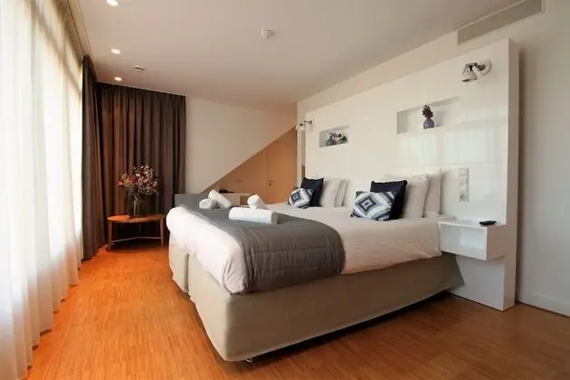 Çatı Katı Süiti (Penthouse), Şehir Manzaralı