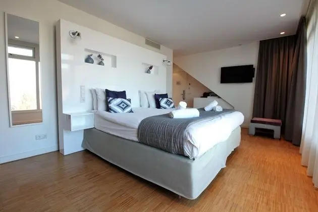 Çatı Katı Süiti (Penthouse), Şehir Manzaralı