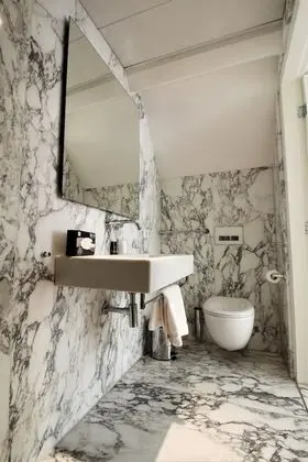 Çatı Katı Süiti (Penthouse), Şehir Manzaralı