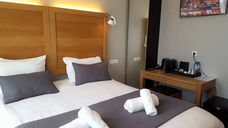 Standard Tek Büyük veya İki Ayrı Yataklı Oda