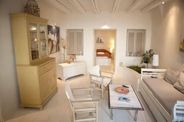 ArtCave Villa Exogonia, Pool and Heated Jacuzzi