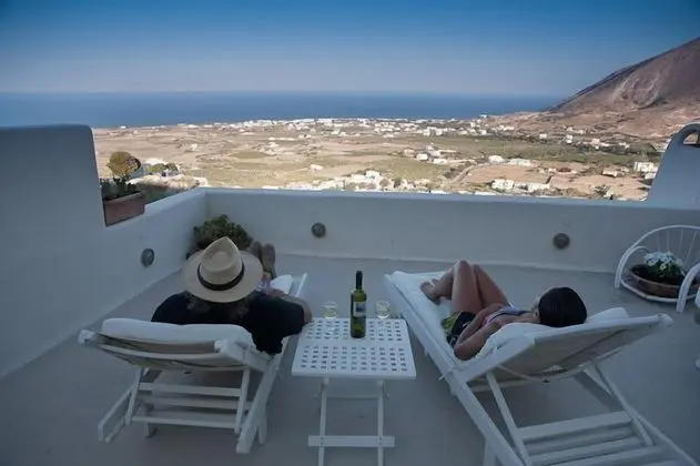 ArtCave Villa Exogonia, Pool and Heated Jacuzzi