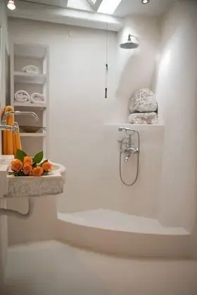 ArtCave Villa Exogonia, Pool and Heated Jacuzzi