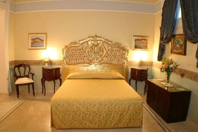 Superior Tek Büyük veya İki Ayrı Yataklı Oda