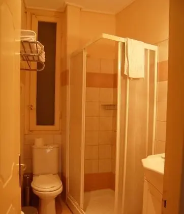 Standard Tek Büyük veya İki Ayrı Yataklı Oda