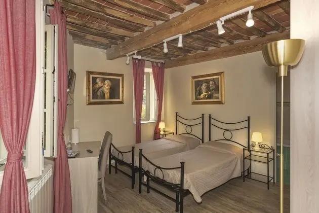 Comfort Tek Büyük veya İki Ayrı Yataklı Oda, Banyolu/Duşlu