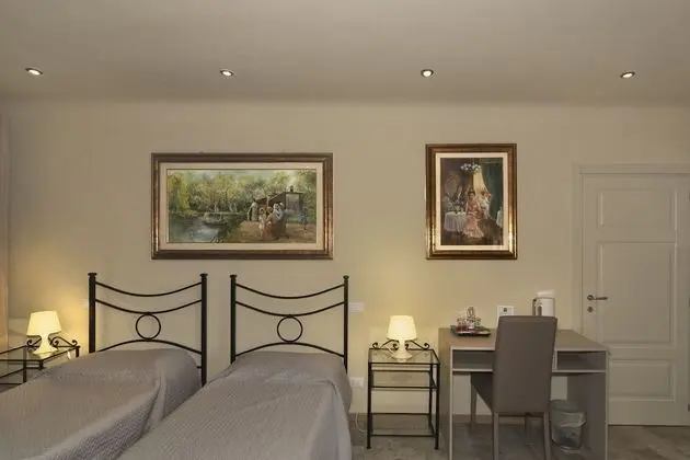 Comfort Tek Büyük veya İki Ayrı Yataklı Oda, Küçük Mutfak