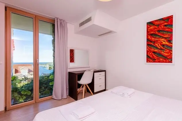 Villa (Four-Bedroom Villa, Swimming Pool)