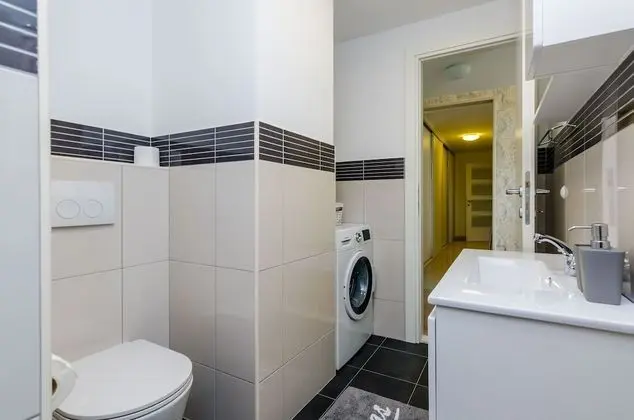 Villa (Four-Bedroom Villa, Swimming Pool)