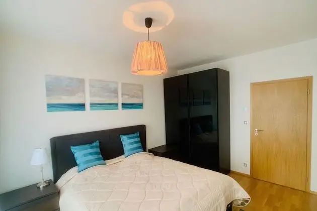 Signature Apart Daire, 2 Yatak Odası, Engellilere Uygun, Şehir Manzaralı