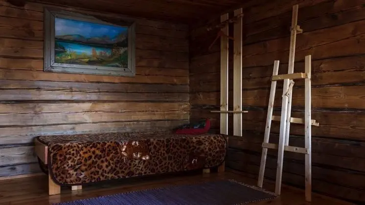 Chalet of an Artist With Private Bathroom