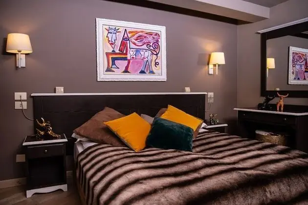 Tek Büyük veya İki Ayrı Yataklı Oda
