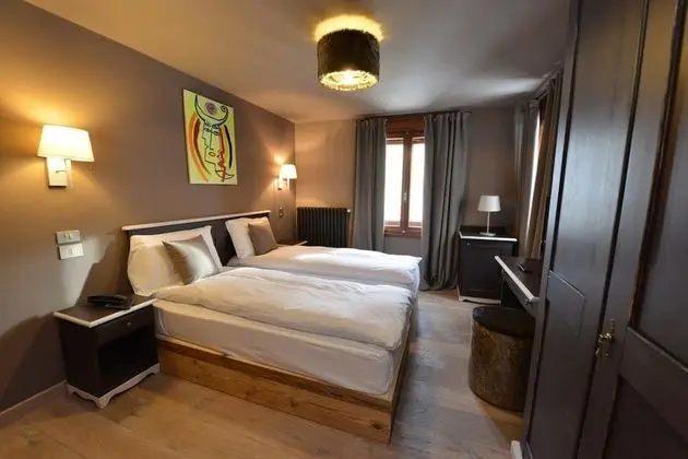 Tek Büyük veya İki Ayrı Yataklı Oda, Dağ Manzaralı