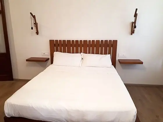Tek Büyük Yataklı Oda, Balkon
