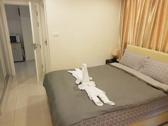 1-Bedroom Apartment