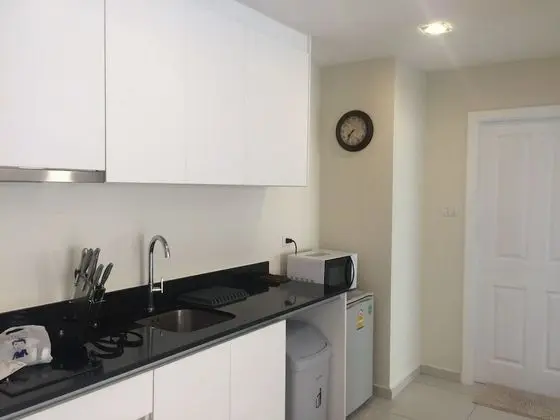 1-Bedroom Apartment
