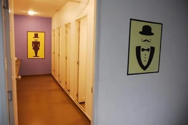 Ortak Ranzalı Oda, Sadece erkekler için