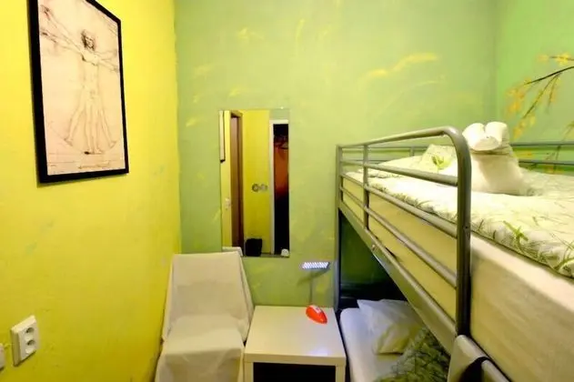 Economy İki Ayrı Yataklı Oda, Ortak Banyo